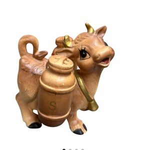 Vintage Happy Brown Cow Golden Horns Jugs Salt and Pepper Shakers